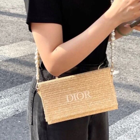 NWT Christian Dior Beauty Raffia Straw Pouch Bag Pearl Chain Novelty GWP - Picture 6 of 7